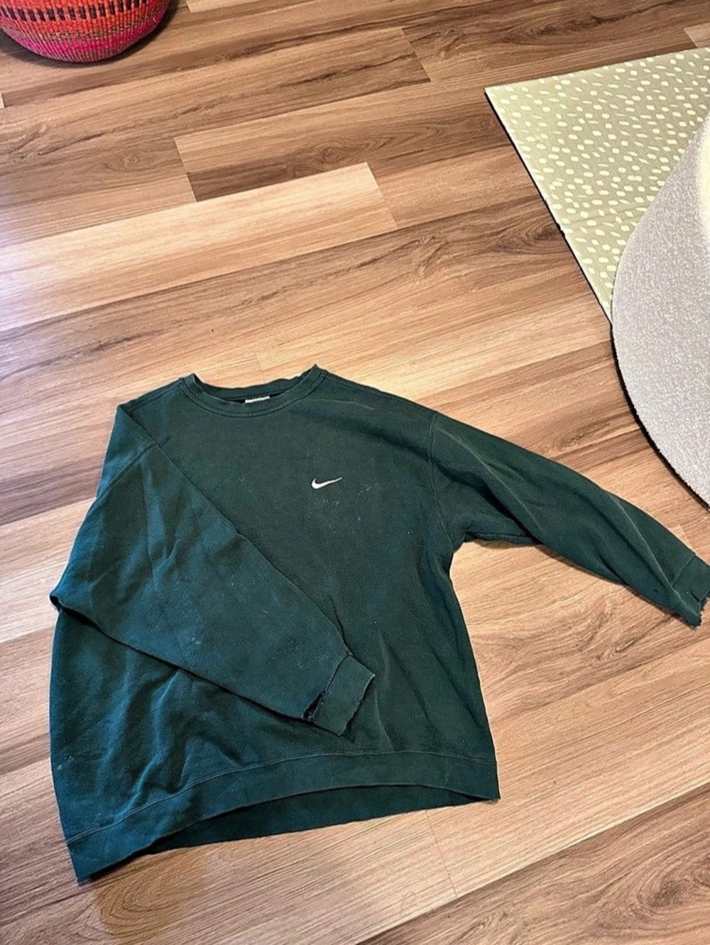 Nike Vintage 90s Made in USA Embroidered Swoosh Crewneck Sweatshirt Green